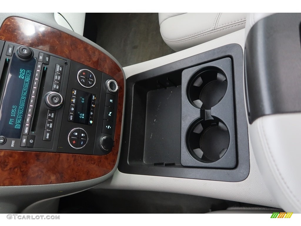 2010 Tahoe LT 4x4 - Sheer Silver Metallic / Light Titanium/Dark Titanium photo #24