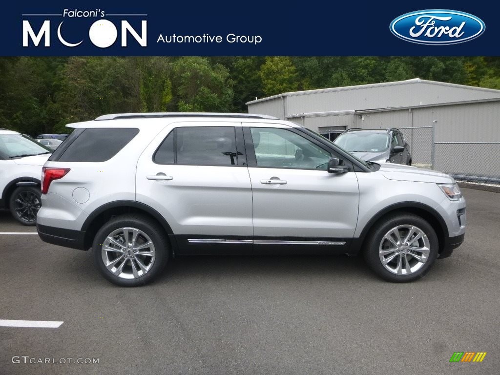 2018 Explorer XLT 4WD - Ingot Silver / Ebony Black photo #1