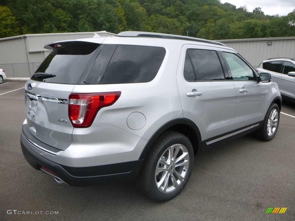 2018 Explorer XLT 4WD - Ingot Silver / Ebony Black photo #2