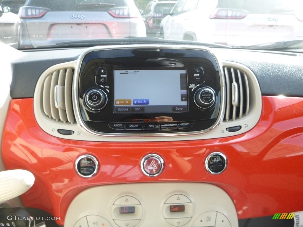 2018 Fiat 500 Pop Controls Photo #129562266