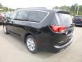 2019 Brilliant Black Crystal Pearl Chrysler Pacifica Touring Plus  photo #3