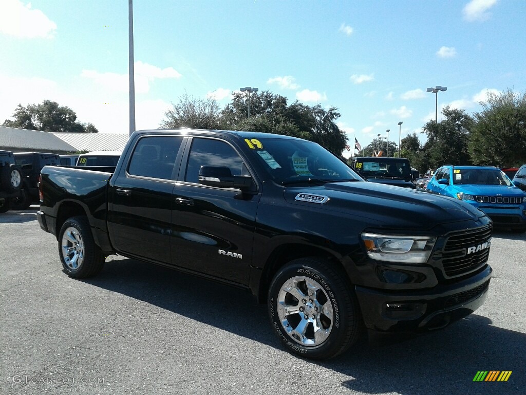 2019 1500 Big Horn Crew Cab - Diamond Black Crystal Pearl / Black/Diesel Gray photo #7