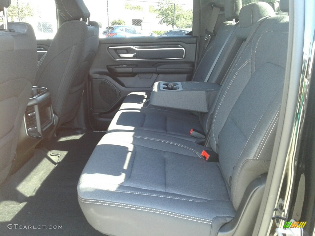 2019 1500 Big Horn Crew Cab - Diamond Black Crystal Pearl / Black/Diesel Gray photo #10