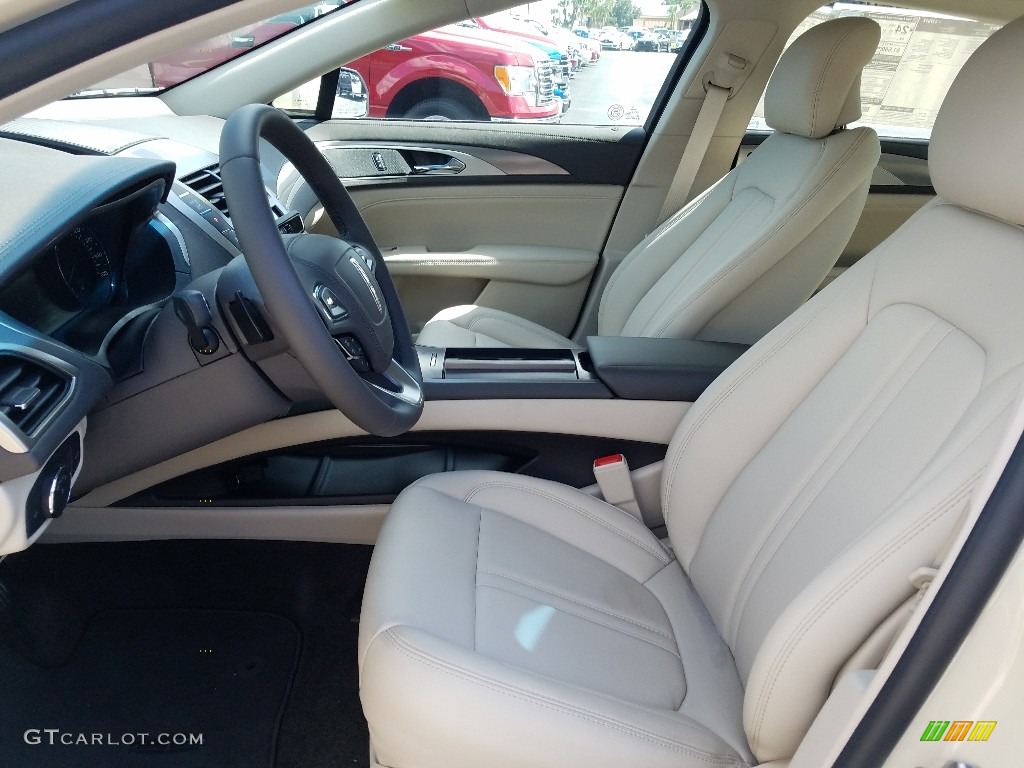 2018 Lincoln MKZ Premier Front Seat Photos