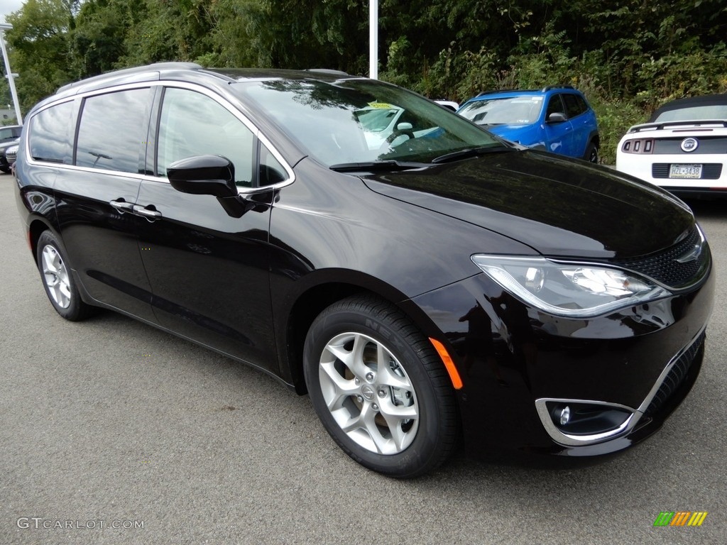 Dark Cordovan Pearl 2019 Chrysler Pacifica Touring Plus Exterior Photo #129569601