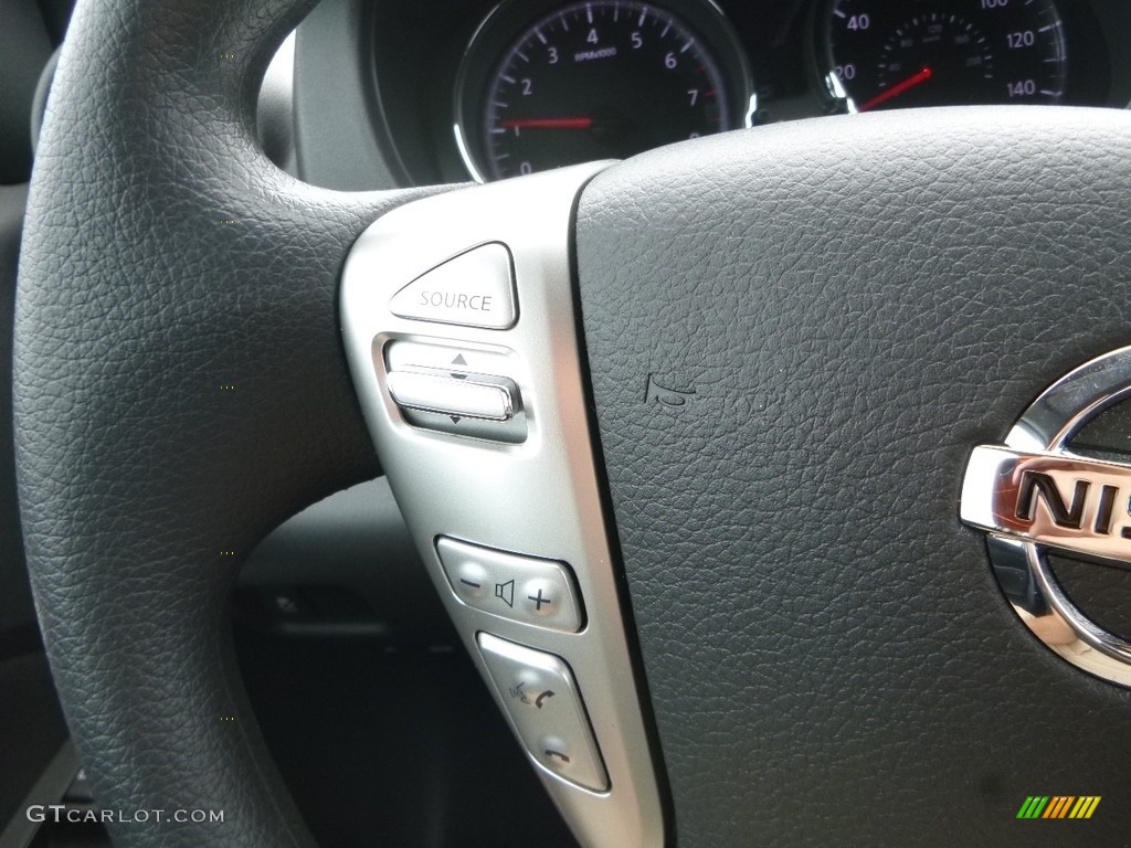 2019 Nissan Versa SV Steering Wheel Photos