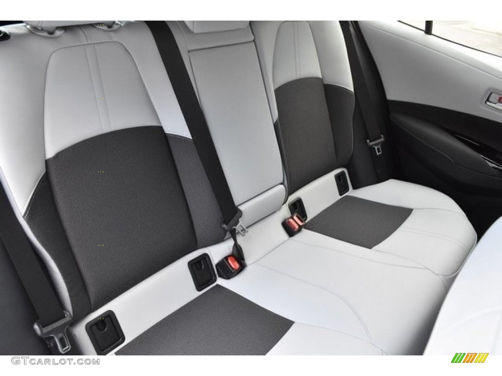 2019 Toyota Corolla Hatchback SE Rear Seat Photo #129582813