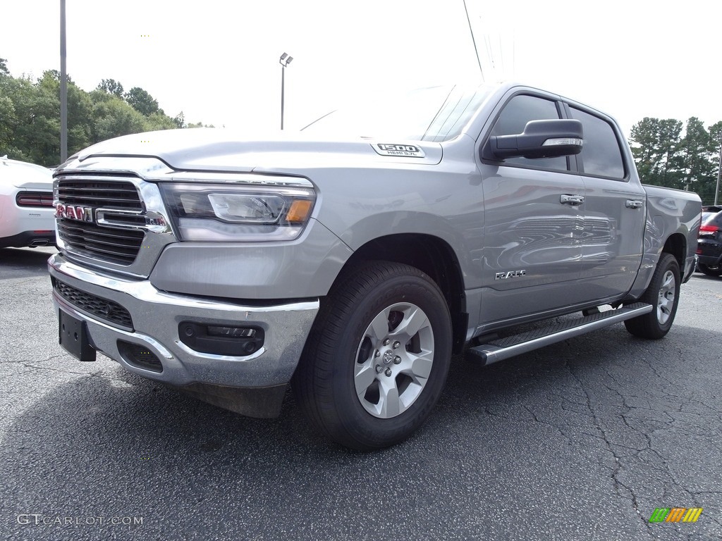 2019 1500 Big Horn Crew Cab 4x4 - Billett Silver Metallic / Black/Diesel Gray photo #3