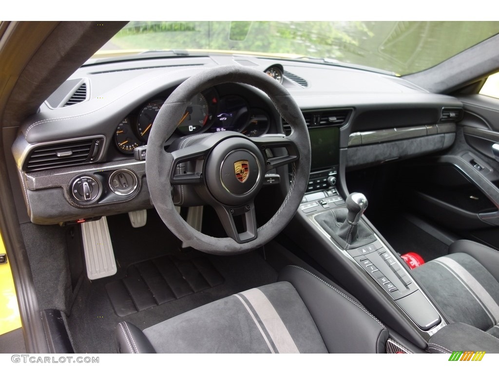 2018 Porsche 911 GT3 Black w/Alcantara Dashboard Photo #129583188