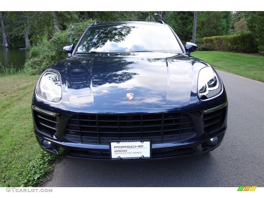 2018 Macan  - Night Blue Metallic / Black photo #2