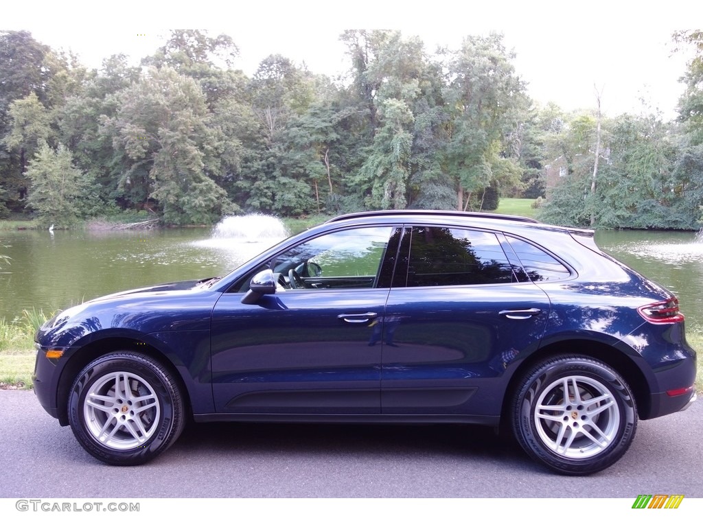 2018 Macan  - Night Blue Metallic / Black photo #3