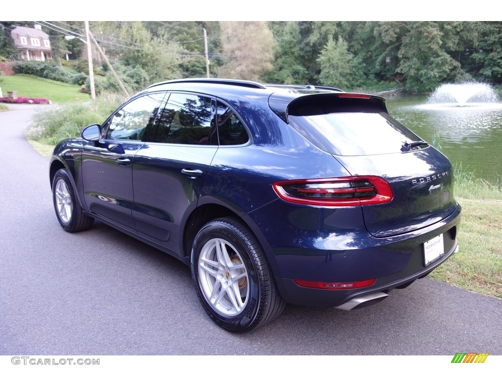 2018 Macan  - Night Blue Metallic / Black photo #4