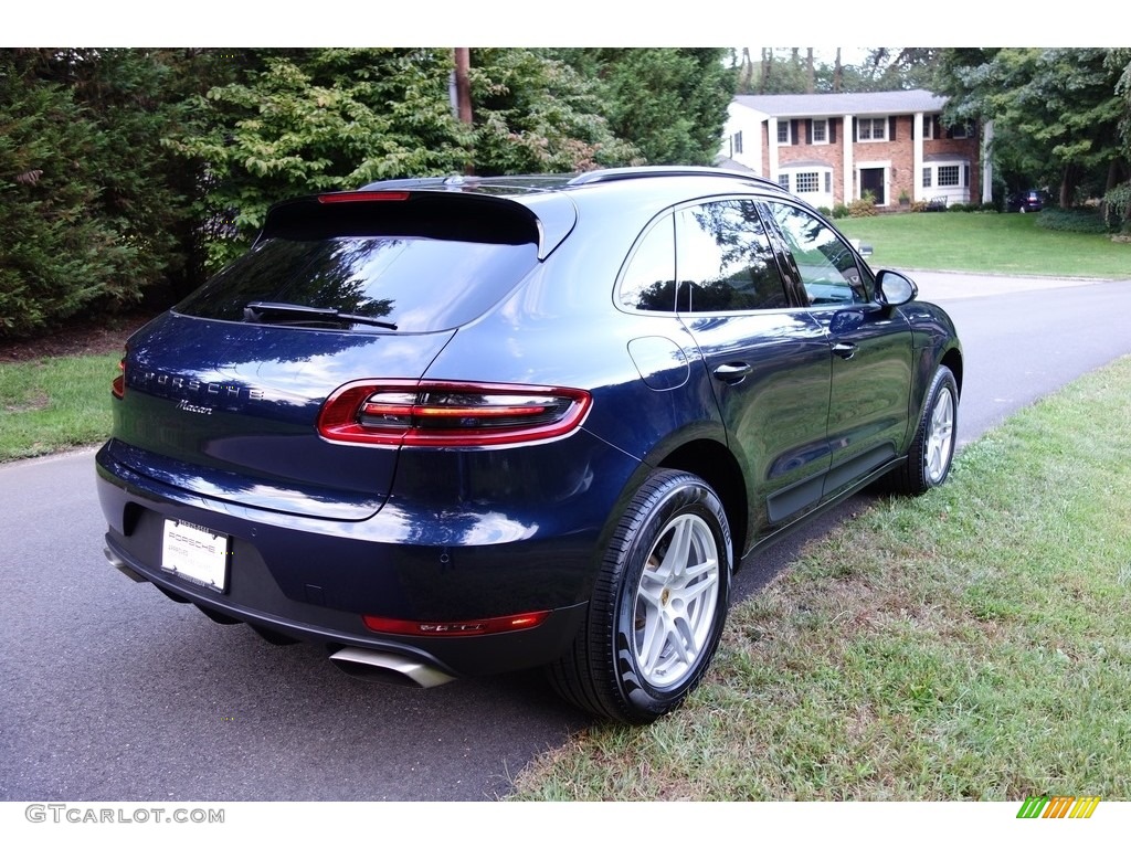 2018 Macan  - Night Blue Metallic / Black photo #6