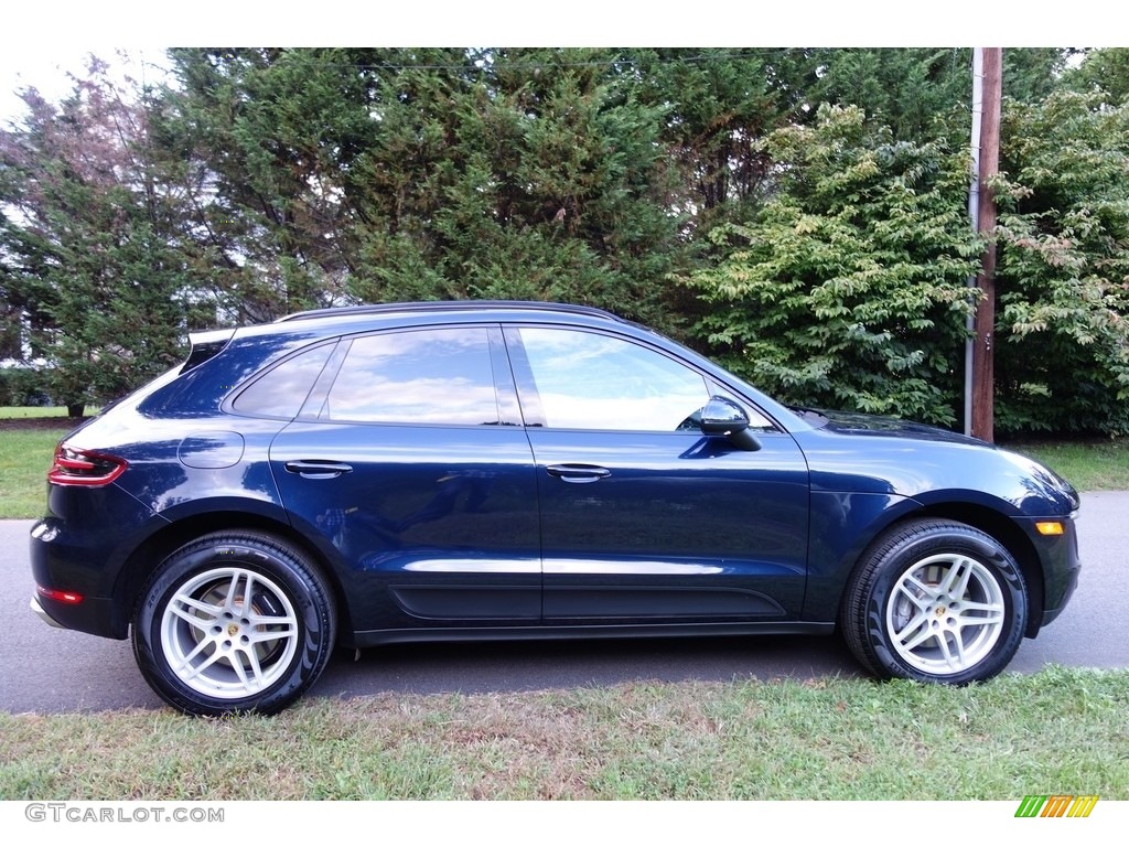 2018 Macan  - Night Blue Metallic / Black photo #7