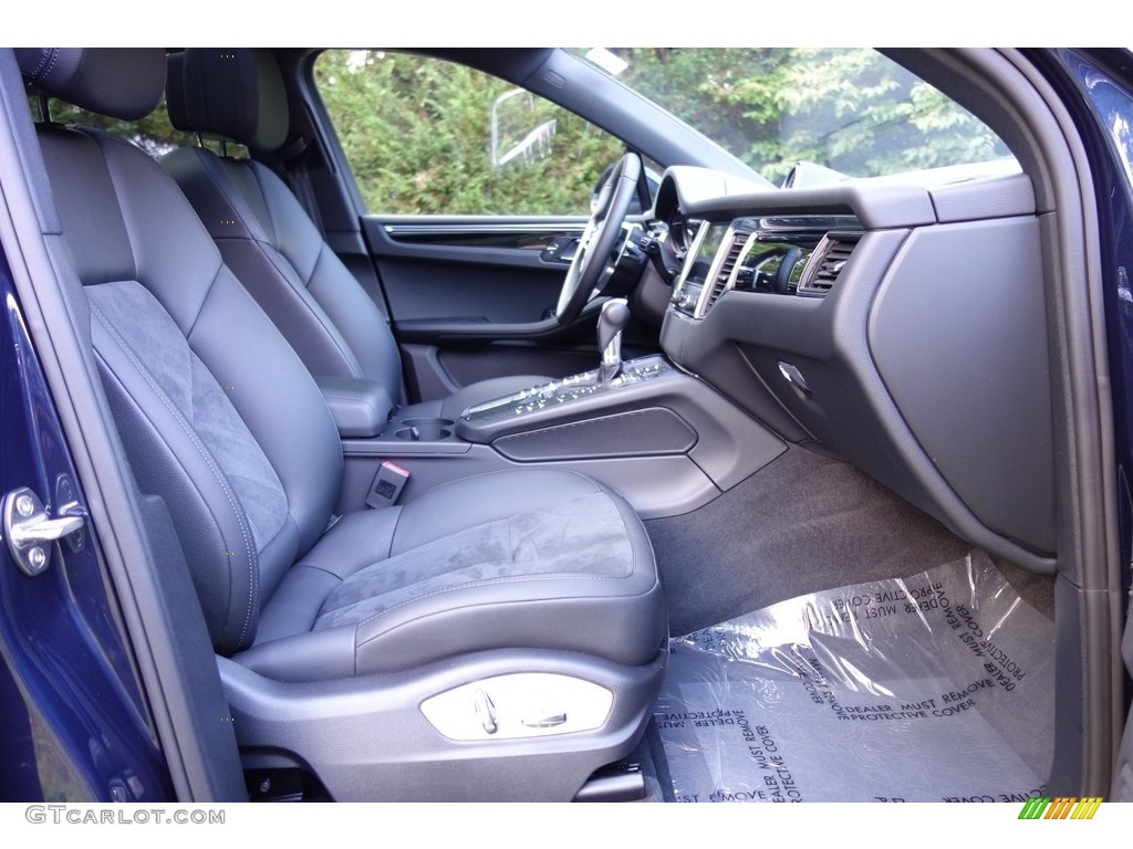 2018 Macan  - Night Blue Metallic / Black photo #18