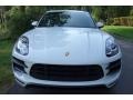 White - Macan Turbo Photo No. 2