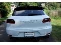 White - Macan Turbo Photo No. 5