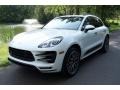 White - Macan Turbo Photo No. 8