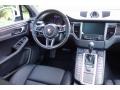 White - Macan Turbo Photo No. 13