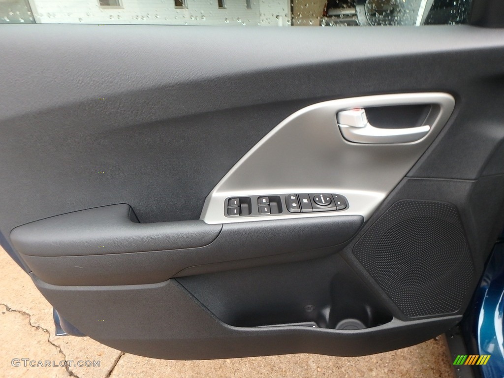 2019 Kia Niro LX Hybrid Door Panel Photos