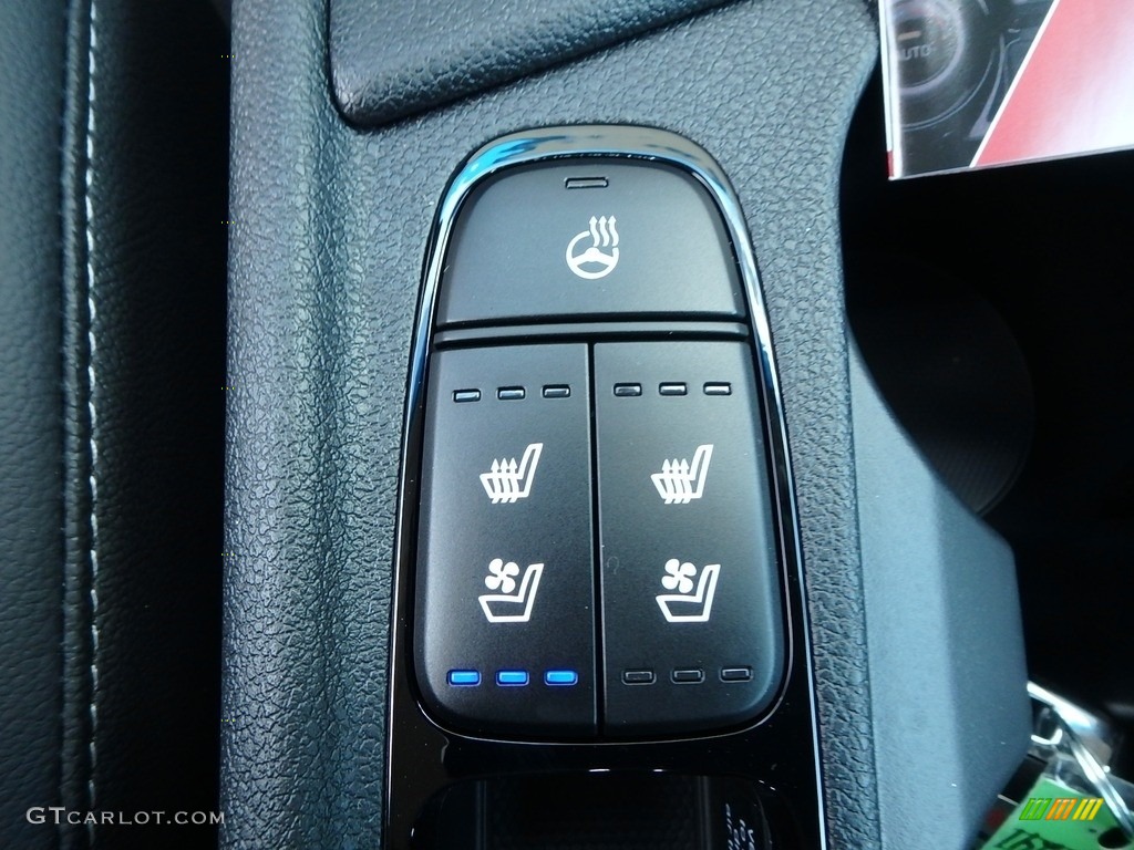 2019 Kia Niro Touring Hybrid Controls Photo #129587370