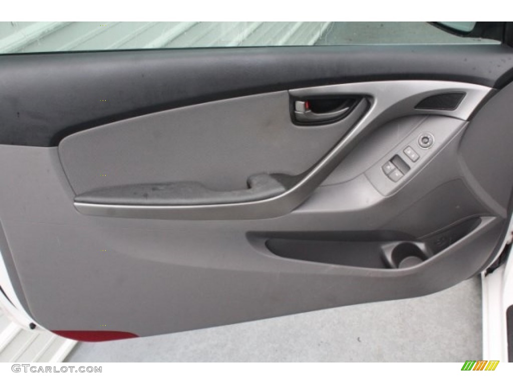 2013 Elantra Coupe SE - Monaco White / Gray photo #14
