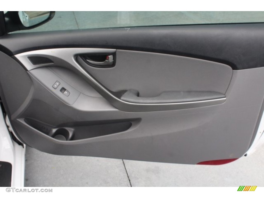 2013 Elantra Coupe SE - Monaco White / Gray photo #28