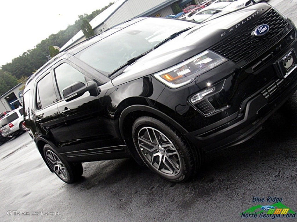 2018 Explorer Sport 4WD - Shadow Black / Ebony Black photo #31