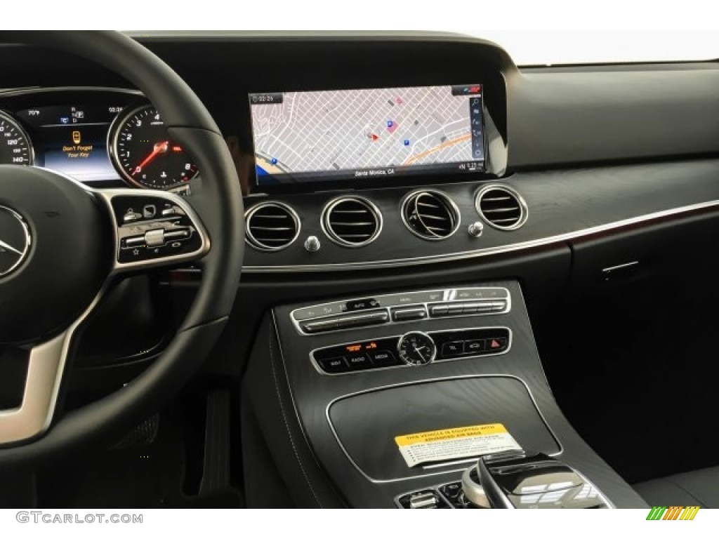2019 Mercedes-Benz E 450 4Matic Wagon Controls Photo #129606835
