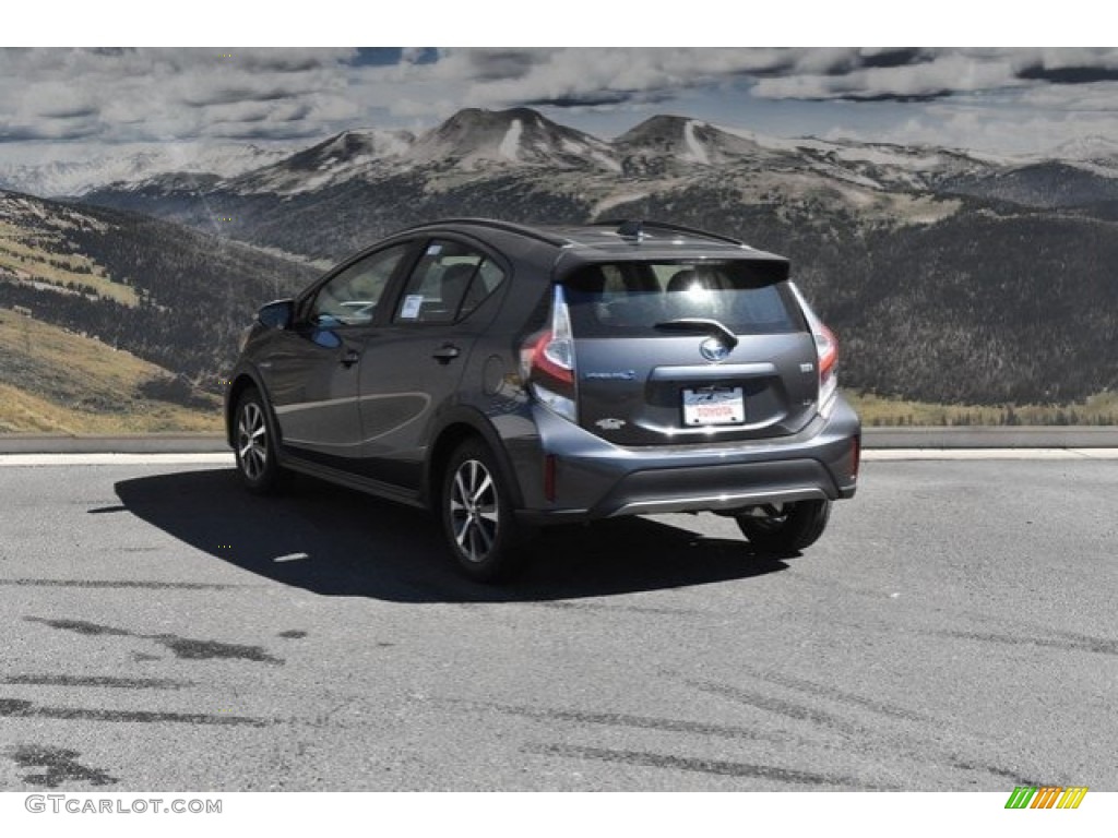 2019 Prius c LE - Magnetic Gray Metallic / Gray/Black Two Tone photo #3