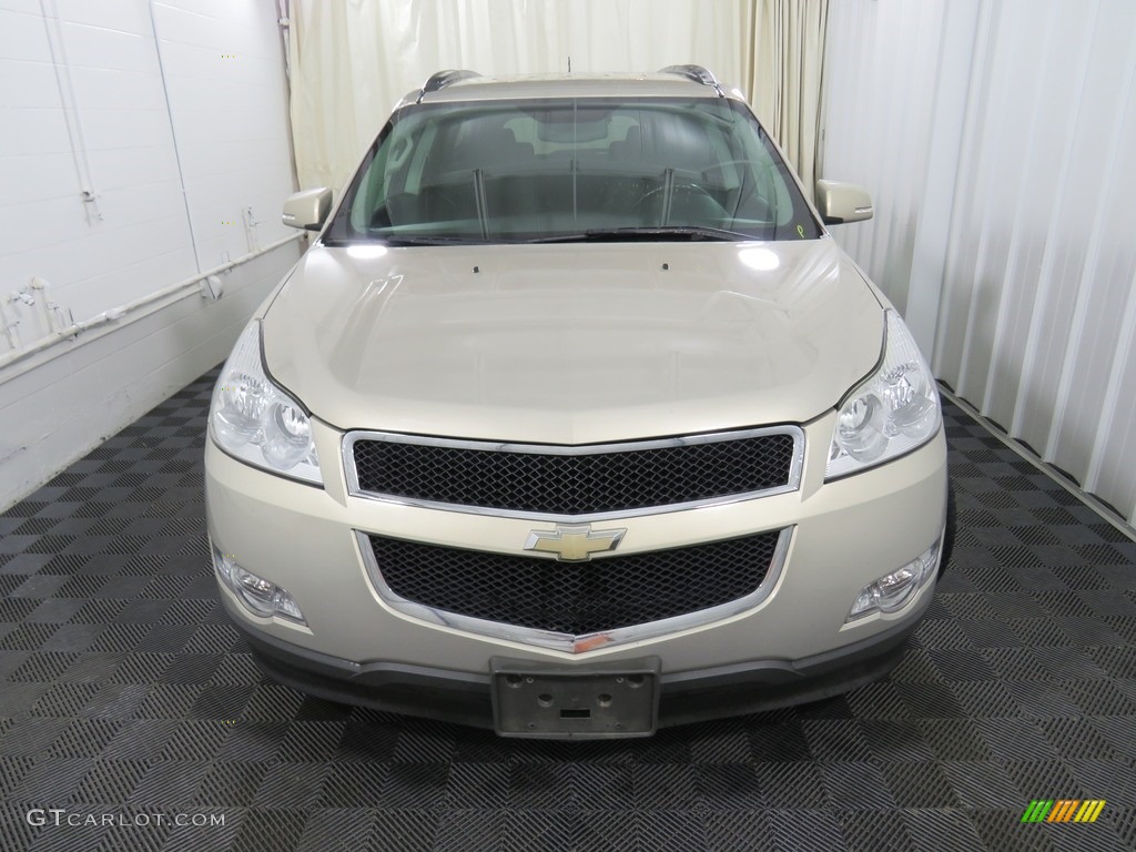 2011 Traverse LT - Gold Mist Metallic / Ebony/Ebony photo #5