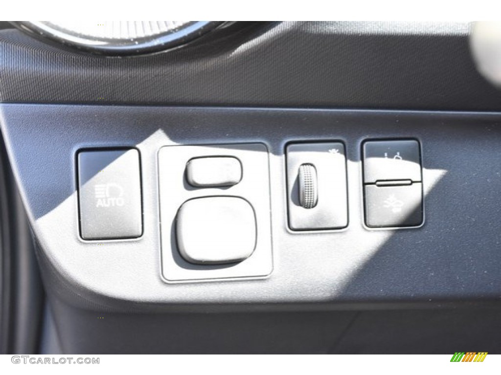 2019 Prius c LE - Magnetic Gray Metallic / Gray/Black Two Tone photo #24