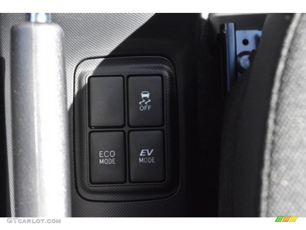 2019 Prius c LE - Magnetic Gray Metallic / Gray/Black Two Tone photo #29