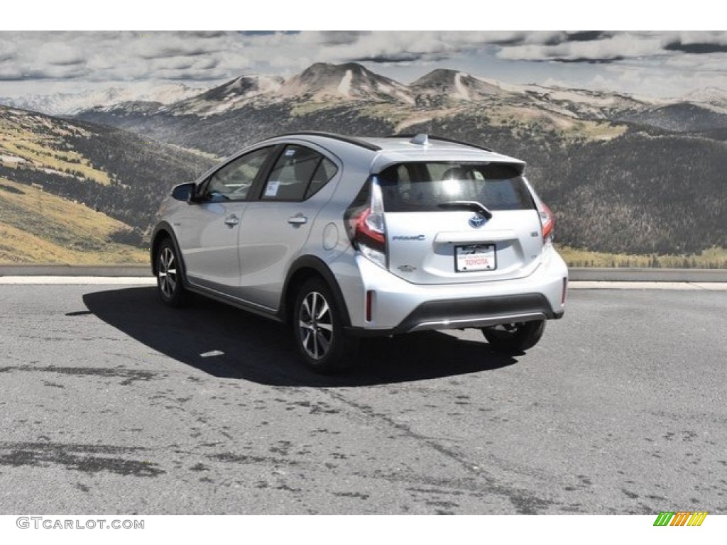 2019 Prius c LE - Classic Silver Metallic / Gray/Black Two Tone photo #3
