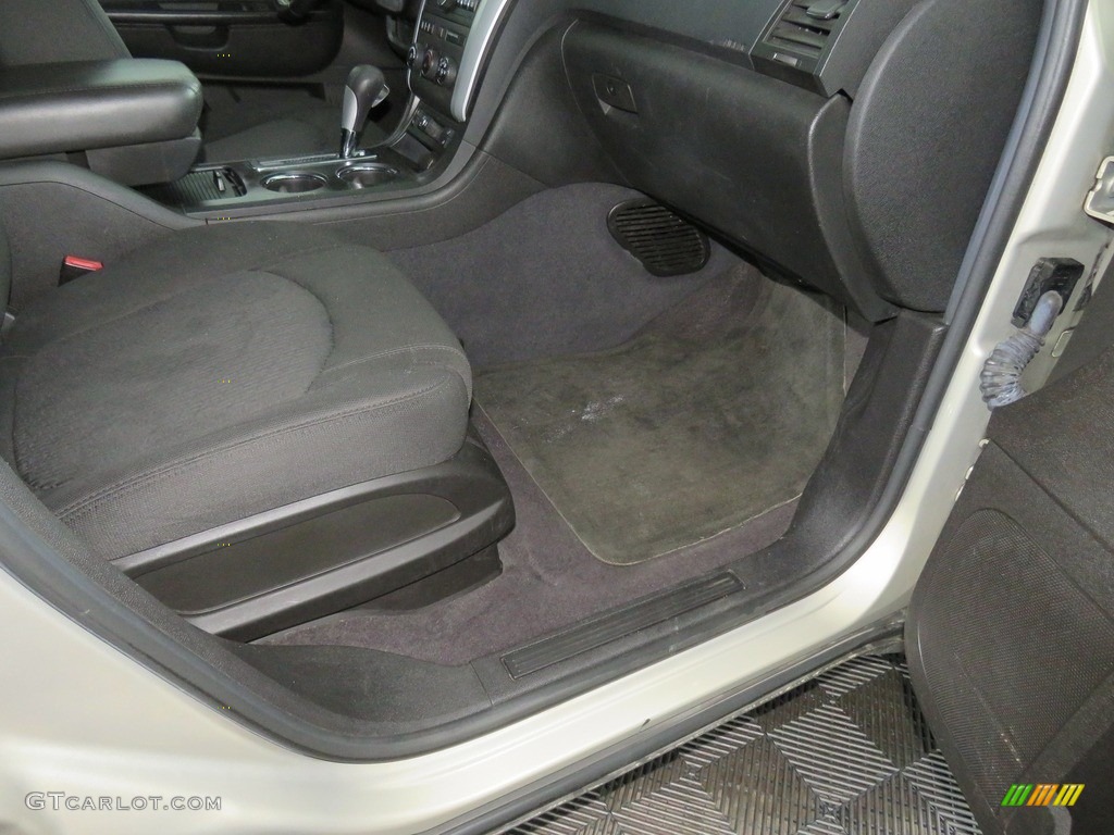2011 Traverse LT - Gold Mist Metallic / Ebony/Ebony photo #26