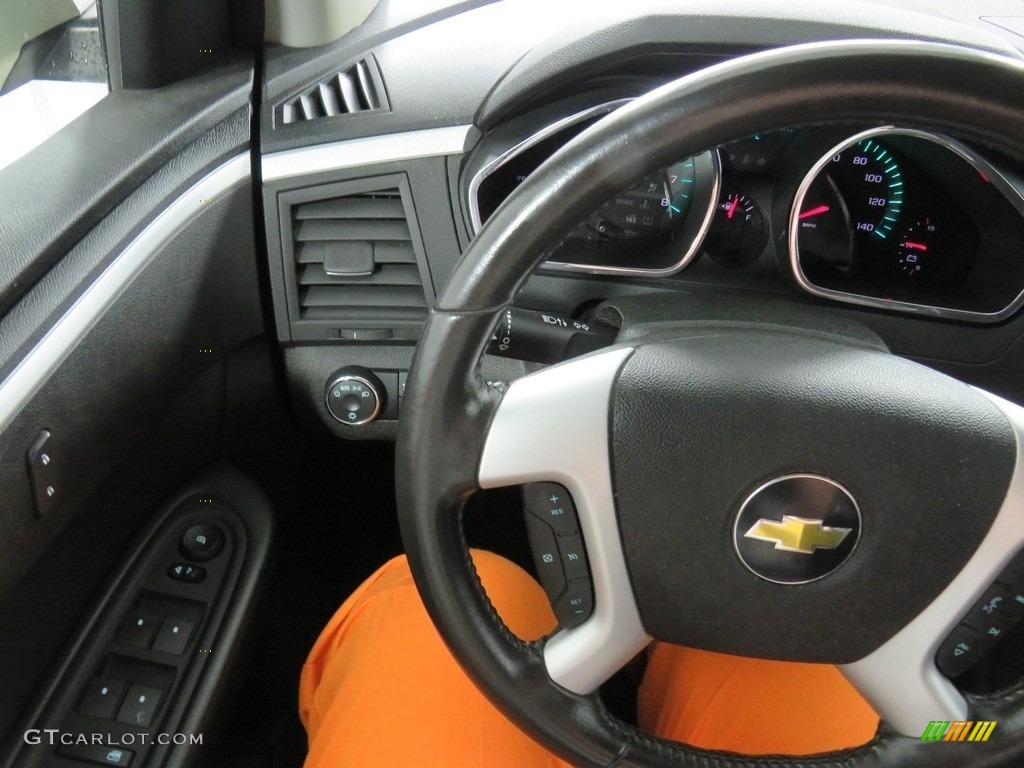2011 Traverse LT - Gold Mist Metallic / Ebony/Ebony photo #28