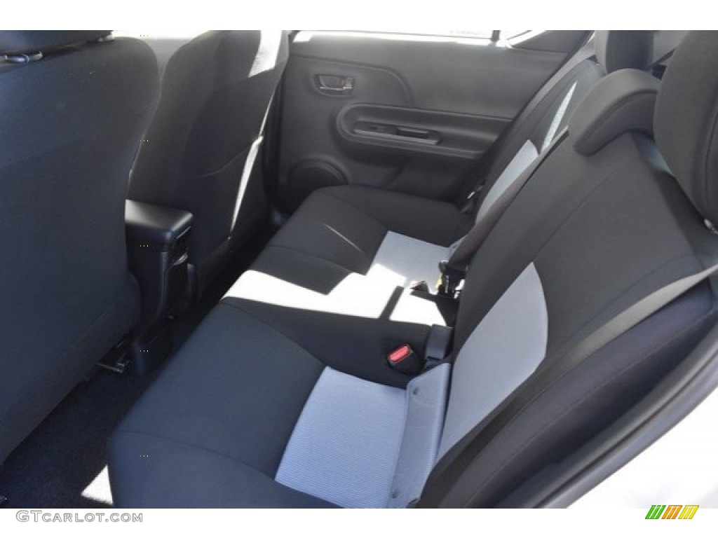 2019 Prius c LE - Classic Silver Metallic / Gray/Black Two Tone photo #14