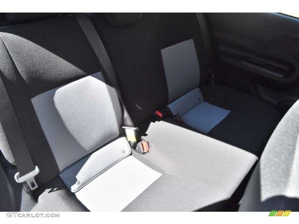 2019 Prius c LE - Classic Silver Metallic / Gray/Black Two Tone photo #18
