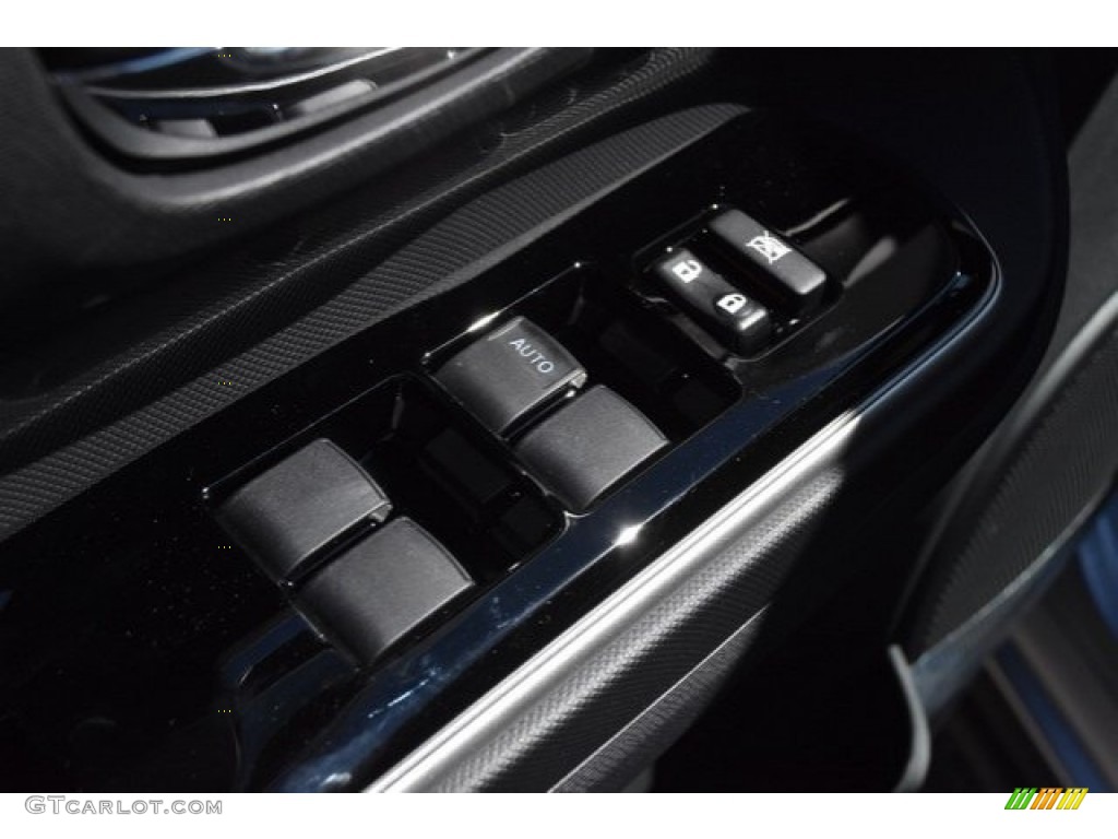 2019 Prius c LE - Classic Silver Metallic / Gray/Black Two Tone photo #23