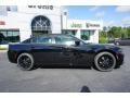 Pitch Black - Charger SXT Photo No. 10