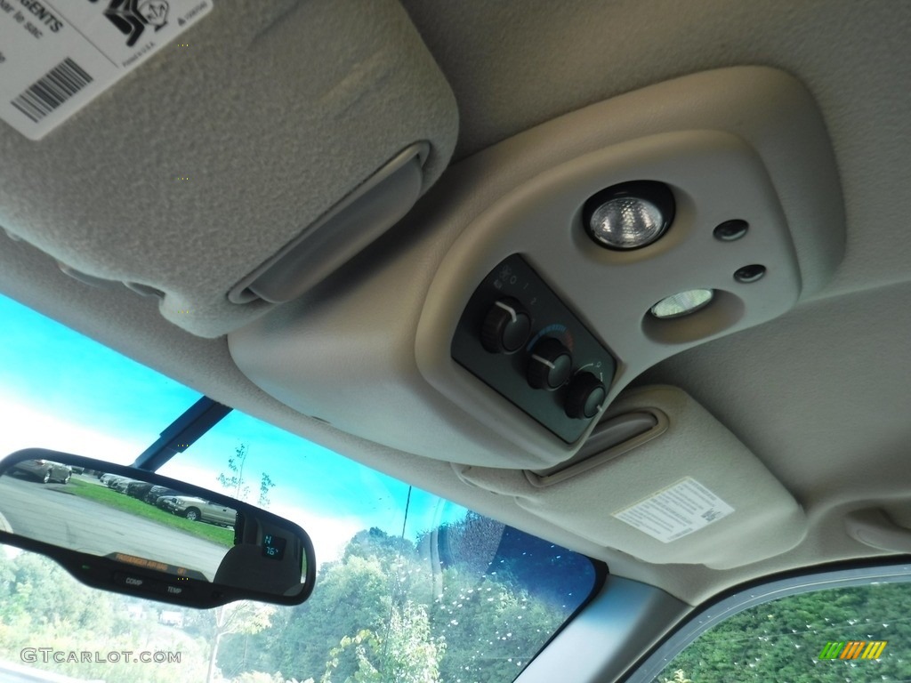 2003 Tahoe LS 4x4 - Redfire Metallic / Gray/Dark Charcoal photo #15