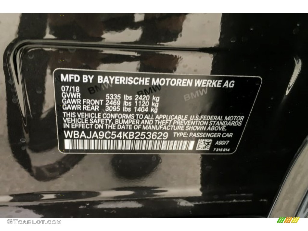 2019 5 Series Color Code A90 for Dark Graphite Metallic Photo #129614341