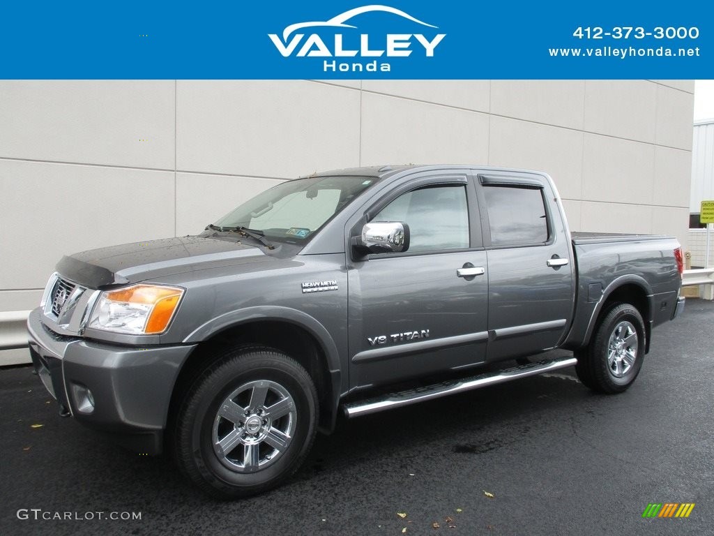 2015 Titan SV Crew Cab 4x4 - Gun Metallic / Charcoal photo #1