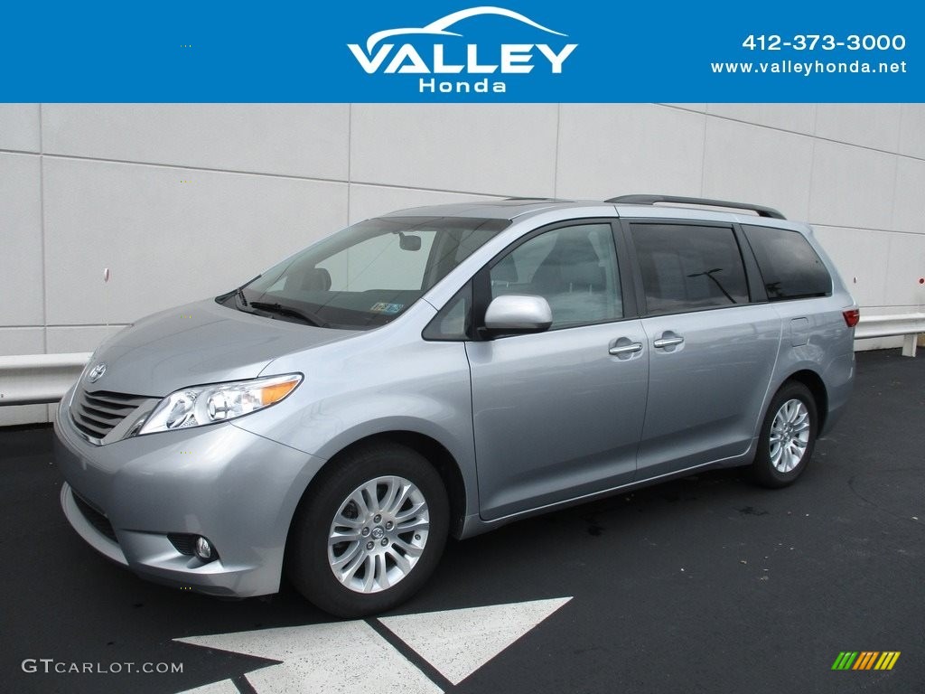 2017 Sienna XLE - Silver Sky Metallic / Ash photo #1