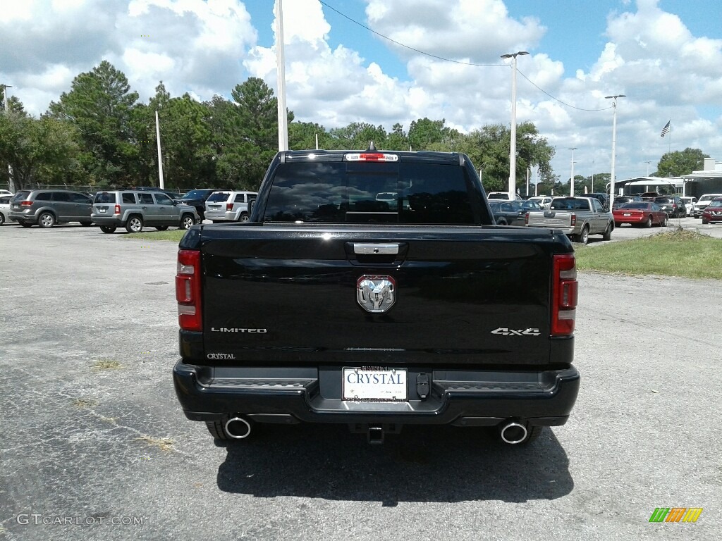 2019 1500 Limited Crew Cab 4x4 - Diamond Black Crystal Pearl / Black photo #4