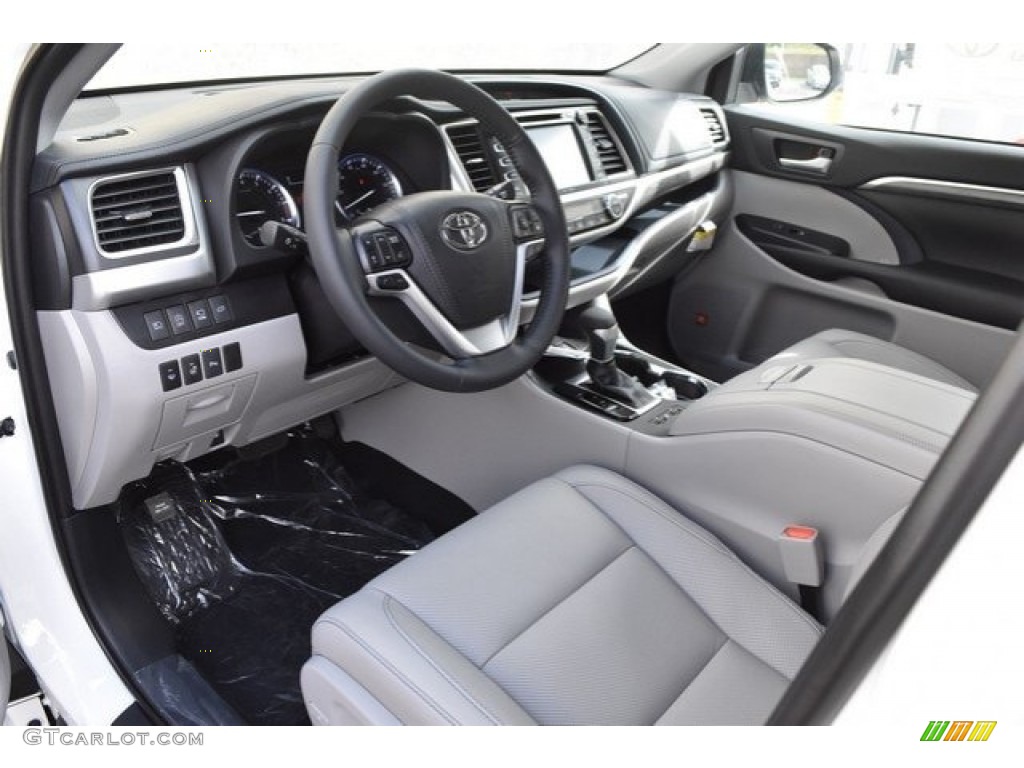 Ash Interior 2019 Toyota Highlander Limited Platinum AWD Photo #129618176