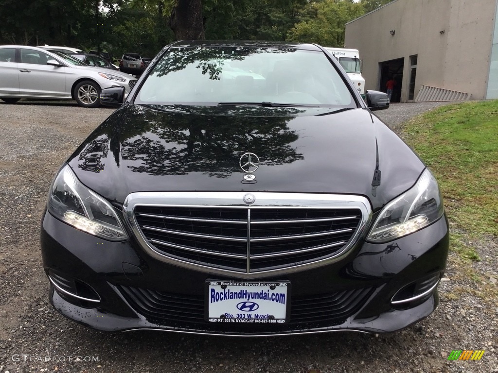 2016 E 350 4Matic Sedan - Black / Black photo #2