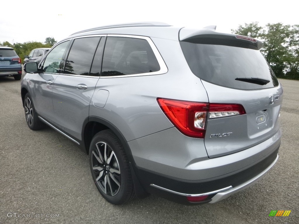2019 Pilot Touring AWD - Lunar Silver Metallic / Gray photo #2