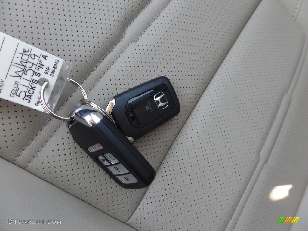 2018 CR-V Touring - White Diamond Pearl / Ivory photo #20