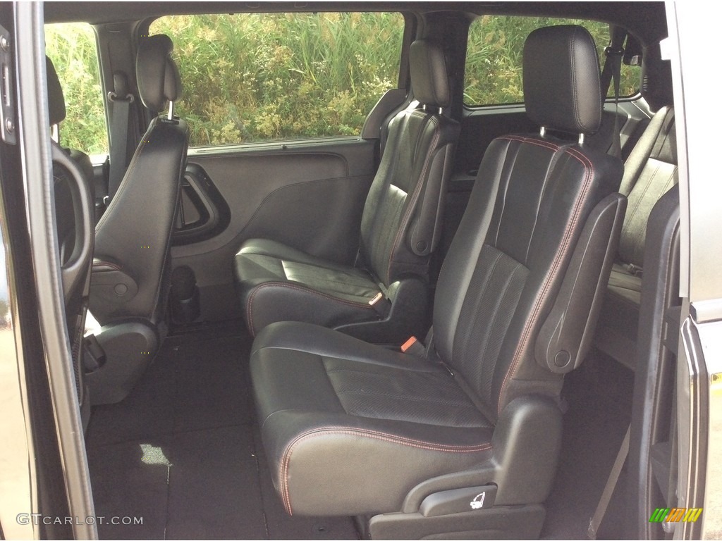2018 Dodge Grand Caravan GT Rear Seat Photo #129622931